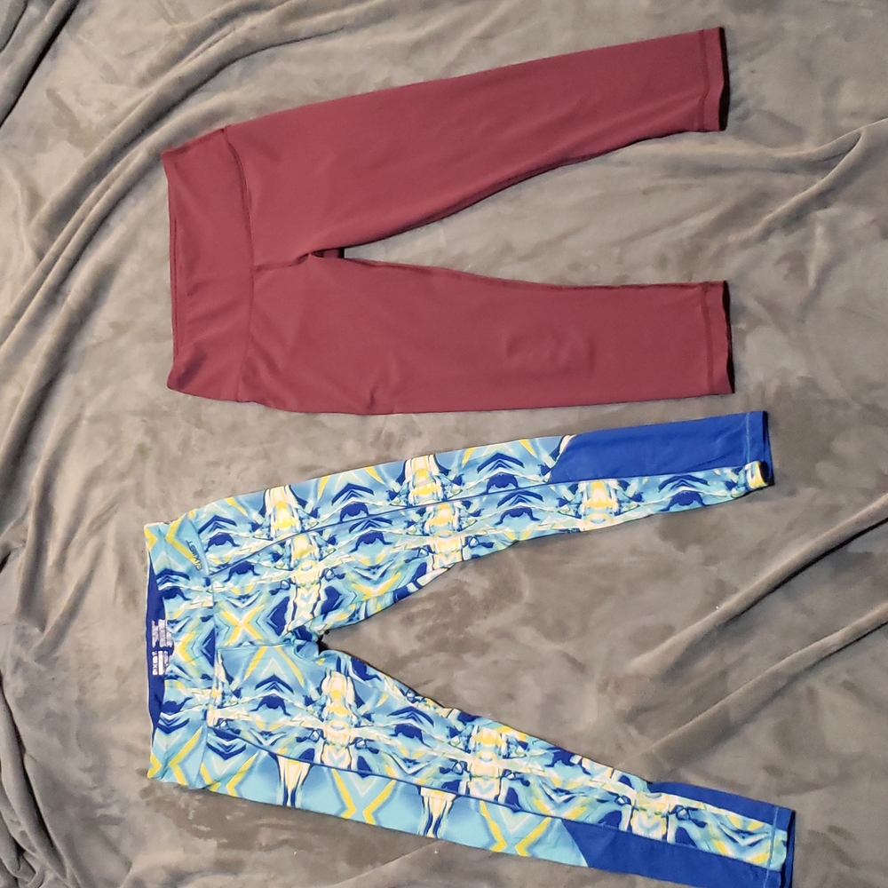 Set of 2 legging - workout pants. YOGALICIOUS & 2(X)IST